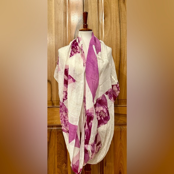 NWT Halogen - Cream/Purple Sheer Abstract Floral Print Infinity Scarf, Nordstrom - Picture 7 of 15